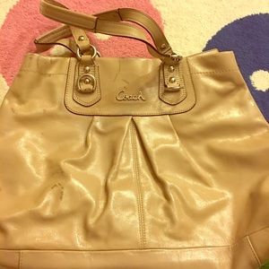 Coach classic creamy bag